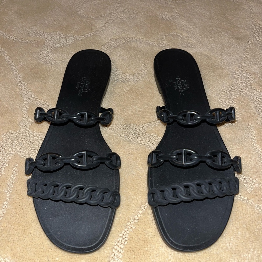 HERMES BLACK SANDALS